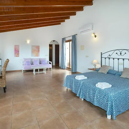 Villa Pallicer By Vintage Travel